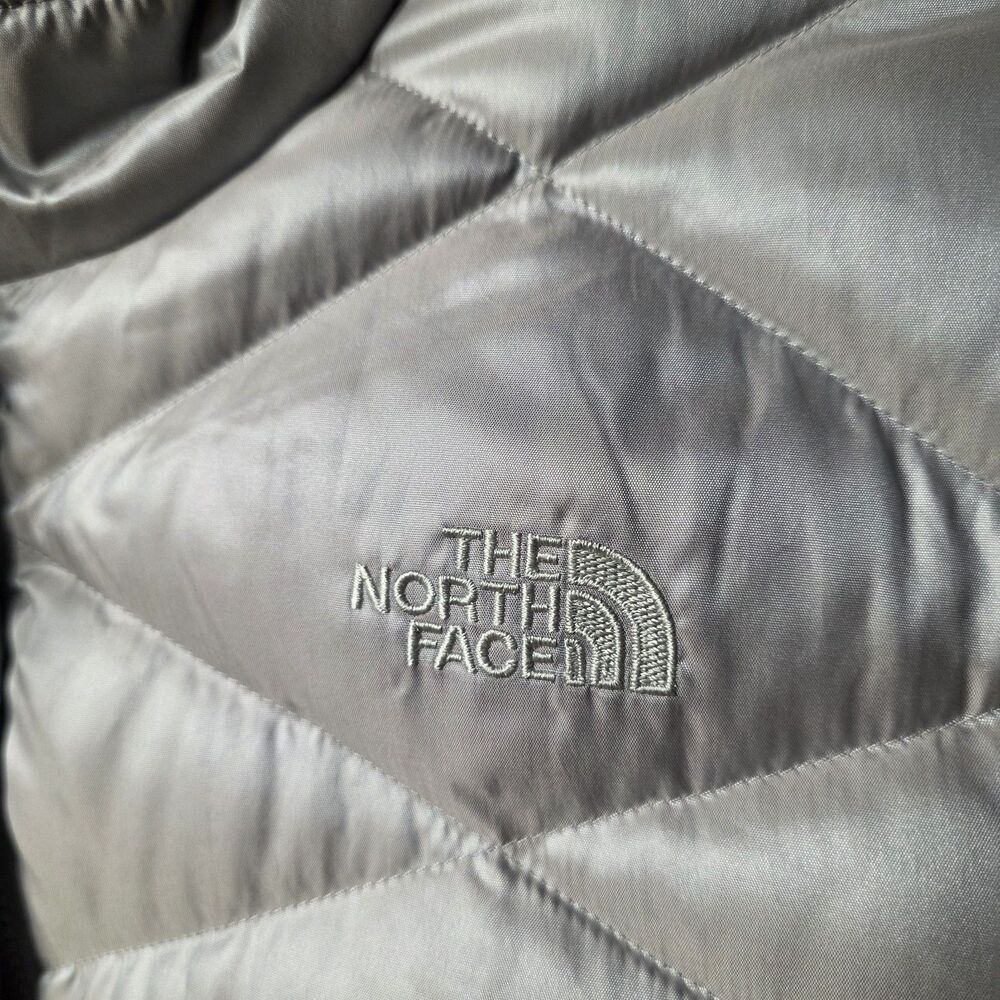 North Face 550 Down Quilted Puffer Jacket Size XL Silver Goose Down Warm Winter - Picture 2 of 10